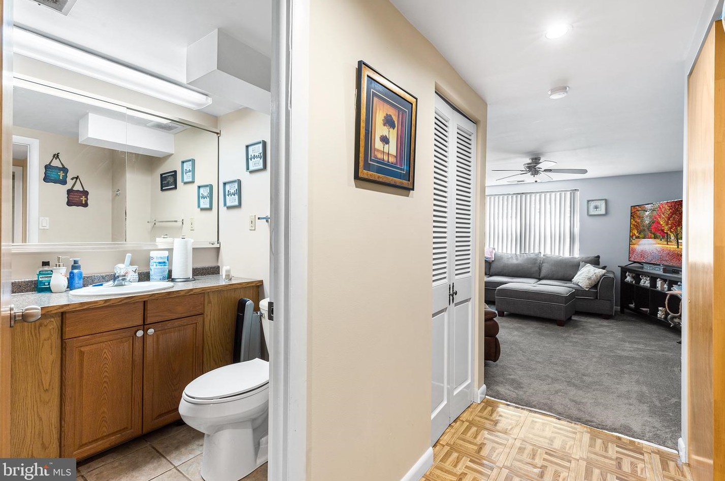 10106 Calera Rd, Philadelphia PA 19114-1214 exterior