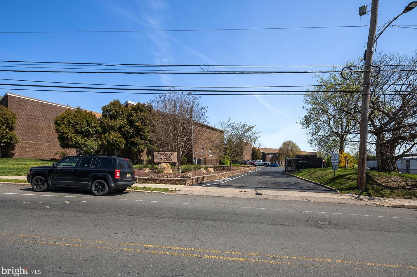 7015 Ridge Ave, Philadelphia PA  19128-3249 exterior