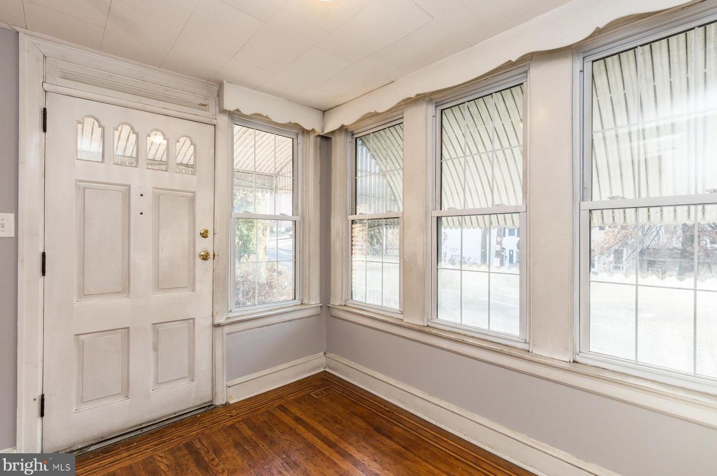 328 Leverington Ave, Philadelphia, PA 19128