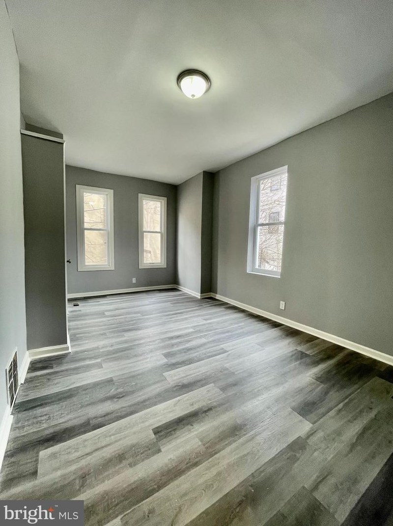2739 Montgomery Ave, Philadelphia PA  19121-2636 exterior