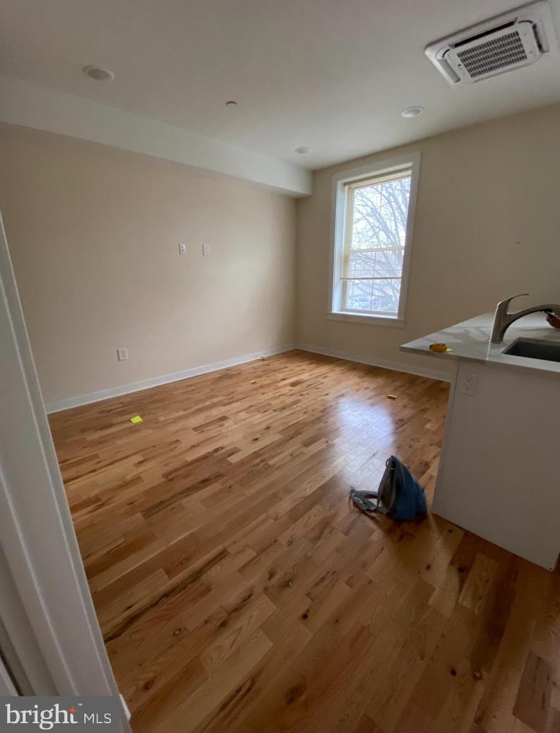 1732 W Girard Ave #d, Philadelphia, PA 19130