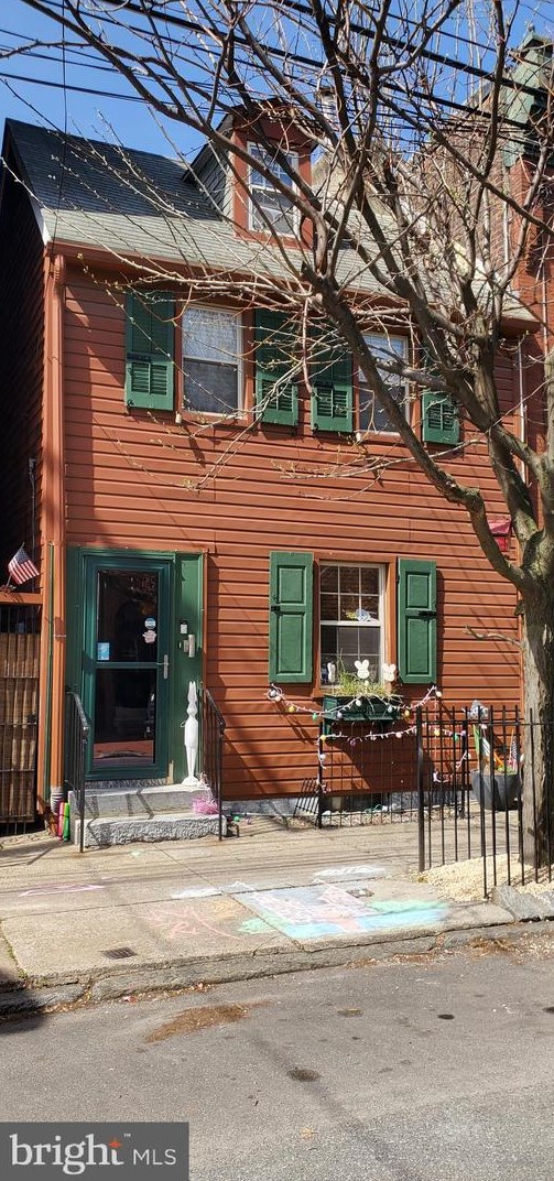 1112 Marlborough St, Philadelphia PA  19125-4139 exterior