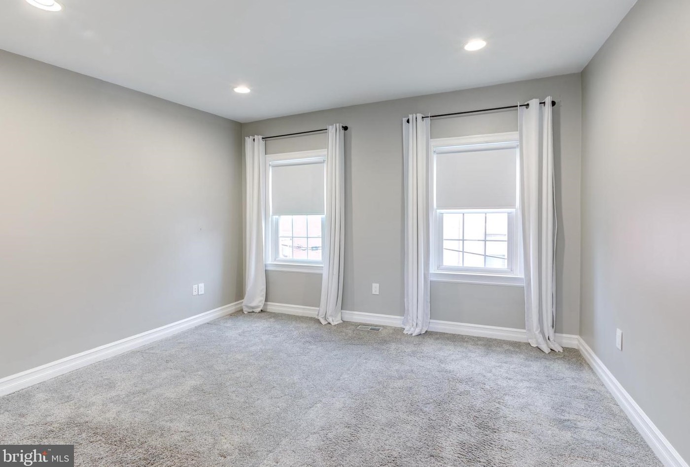 1620 Swain St, Philadelphia PA  19130-2828 exterior