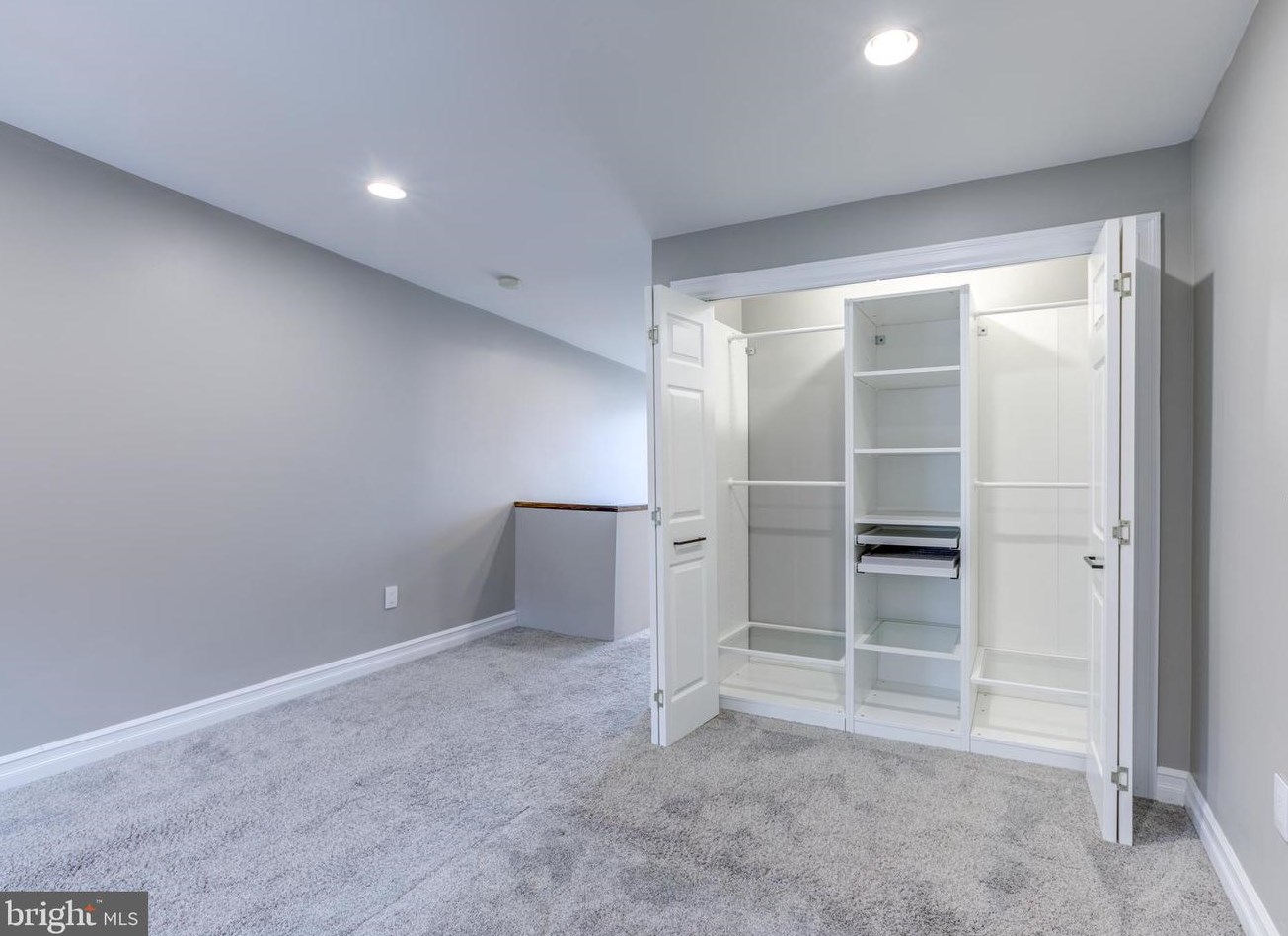 1620 Swain St, Philadelphia PA  19130-2828 exterior