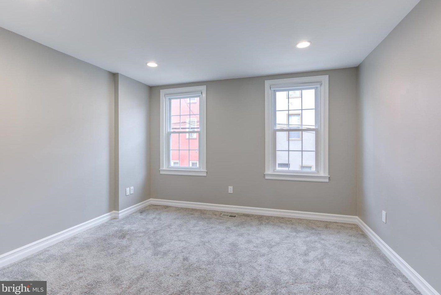 1620 Swain St, Philadelphia PA  19130-2828 exterior