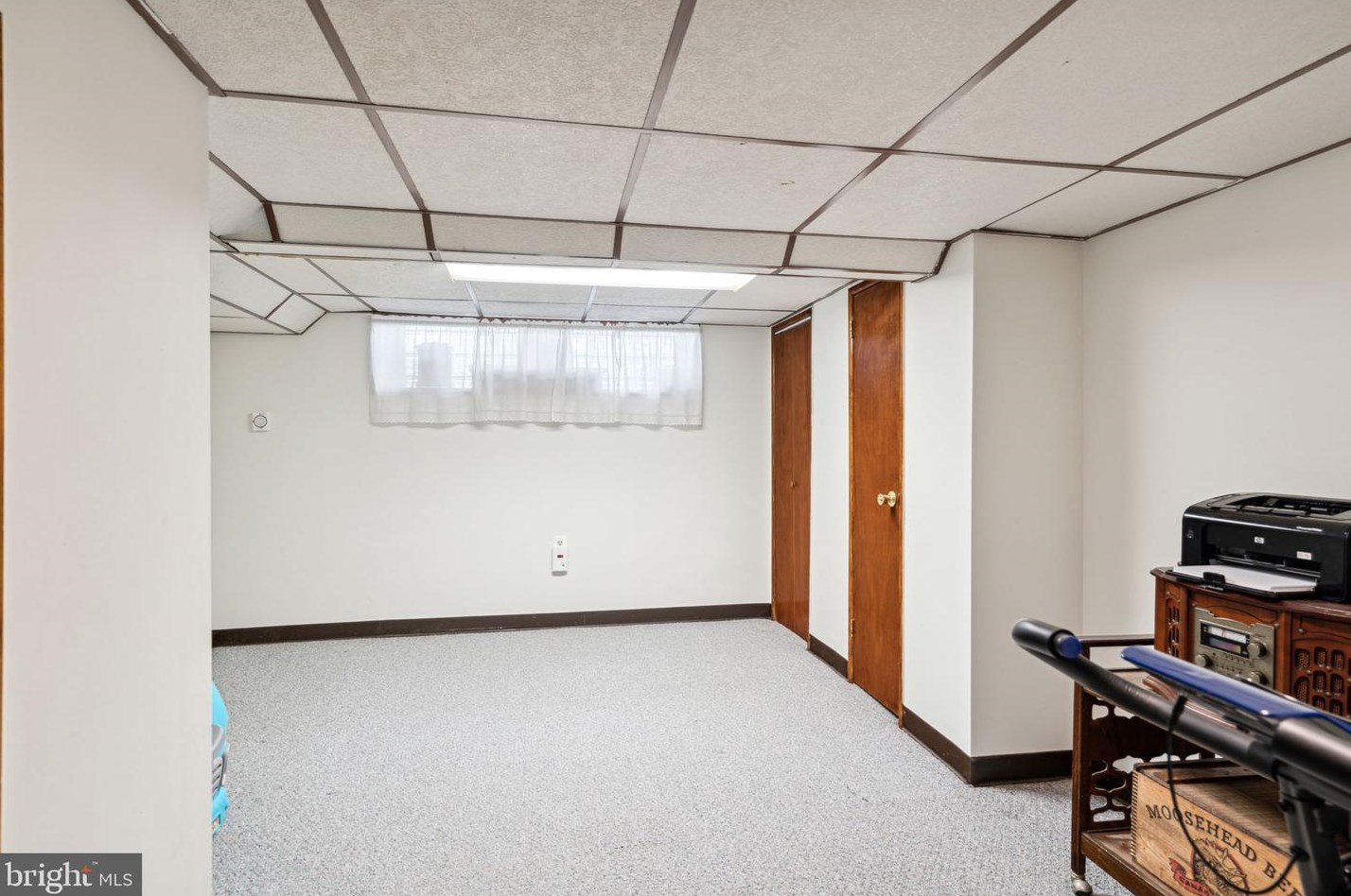 3239 Stanwood St, Philadelphia PA 19111-2306 exterior