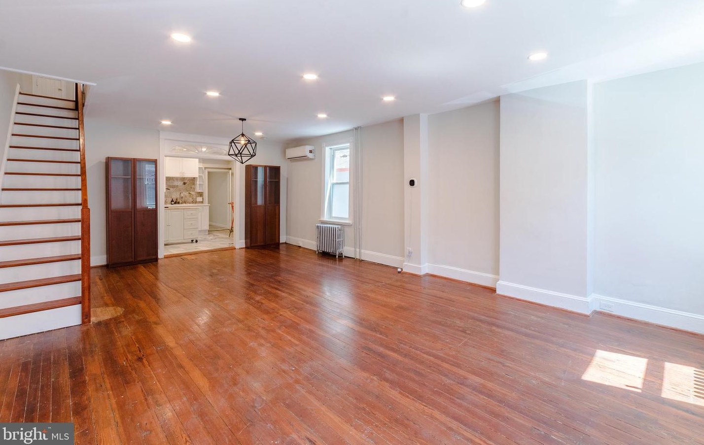 401 Watkins St, Philadelphia, PA 19148