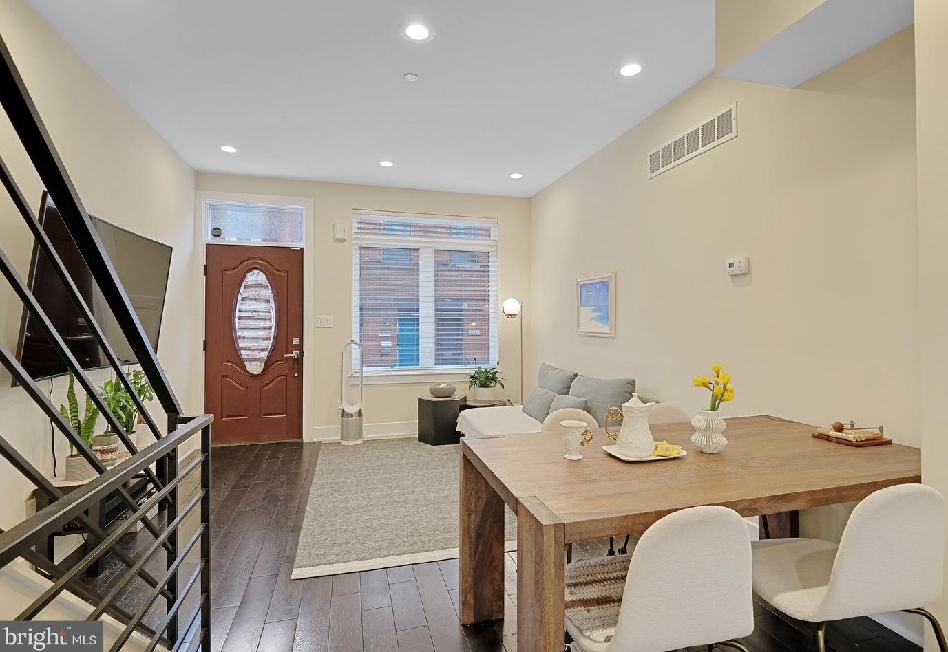2923 Flora St, Philadelphia PA  19121-4508 exterior