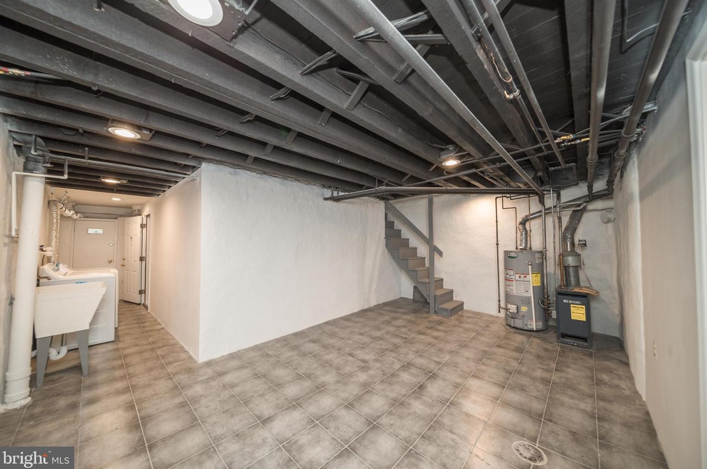 1523 Alcott St, Philadelphia PA  19149-3314 exterior