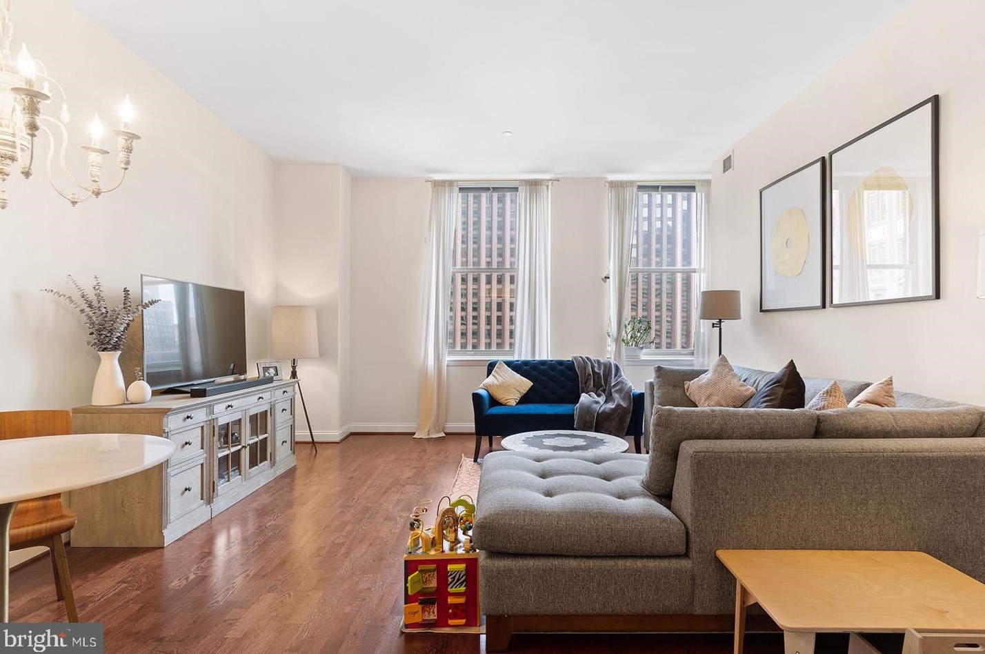 1600 Arch St Apt 601, Philadelphia, PA 19103