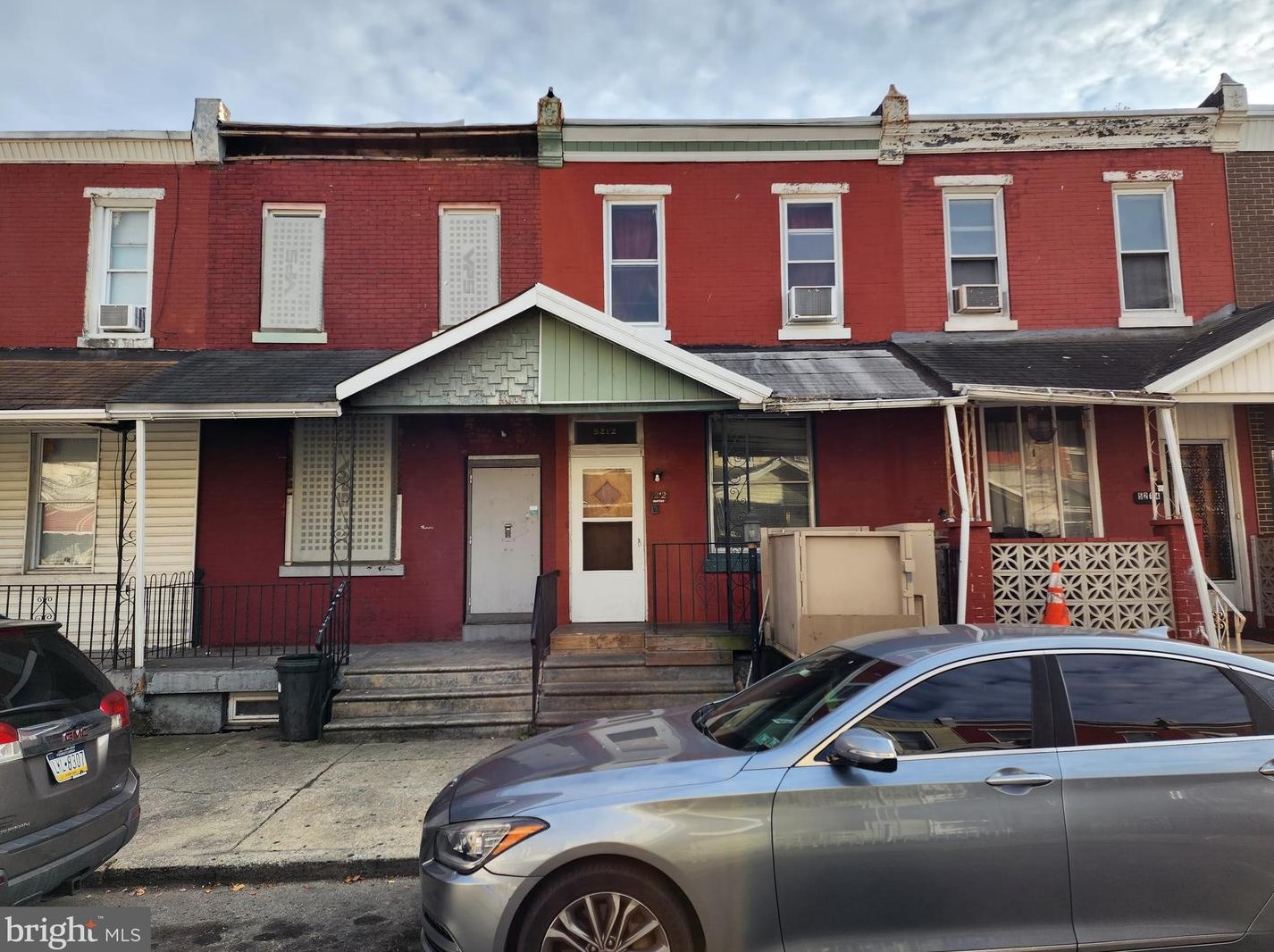 5212 Harlan St, Philadelphia, PA 19131-4023