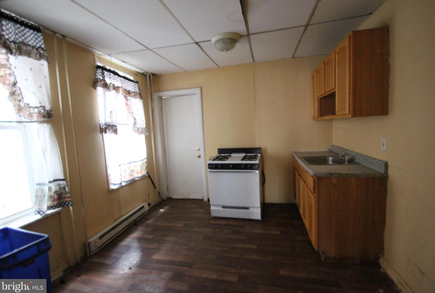 3048 E St, Philadelphia PA  19134-3020 exterior