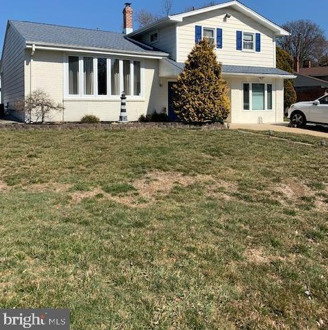 9224 Grace Ln, Philadelphia, PA 19115-2825