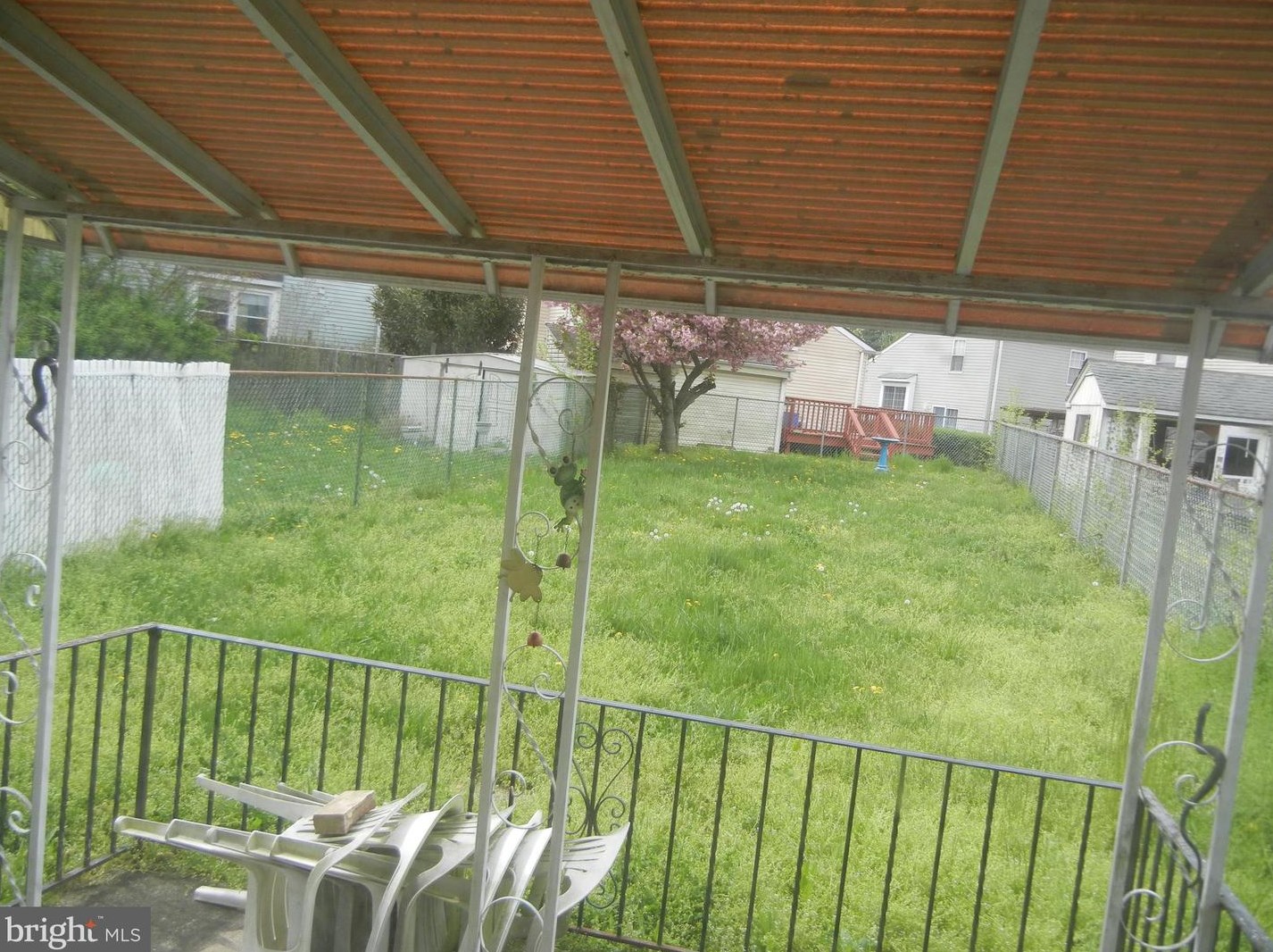 8407 Crane St, Philadelphia, PA 19153-1914