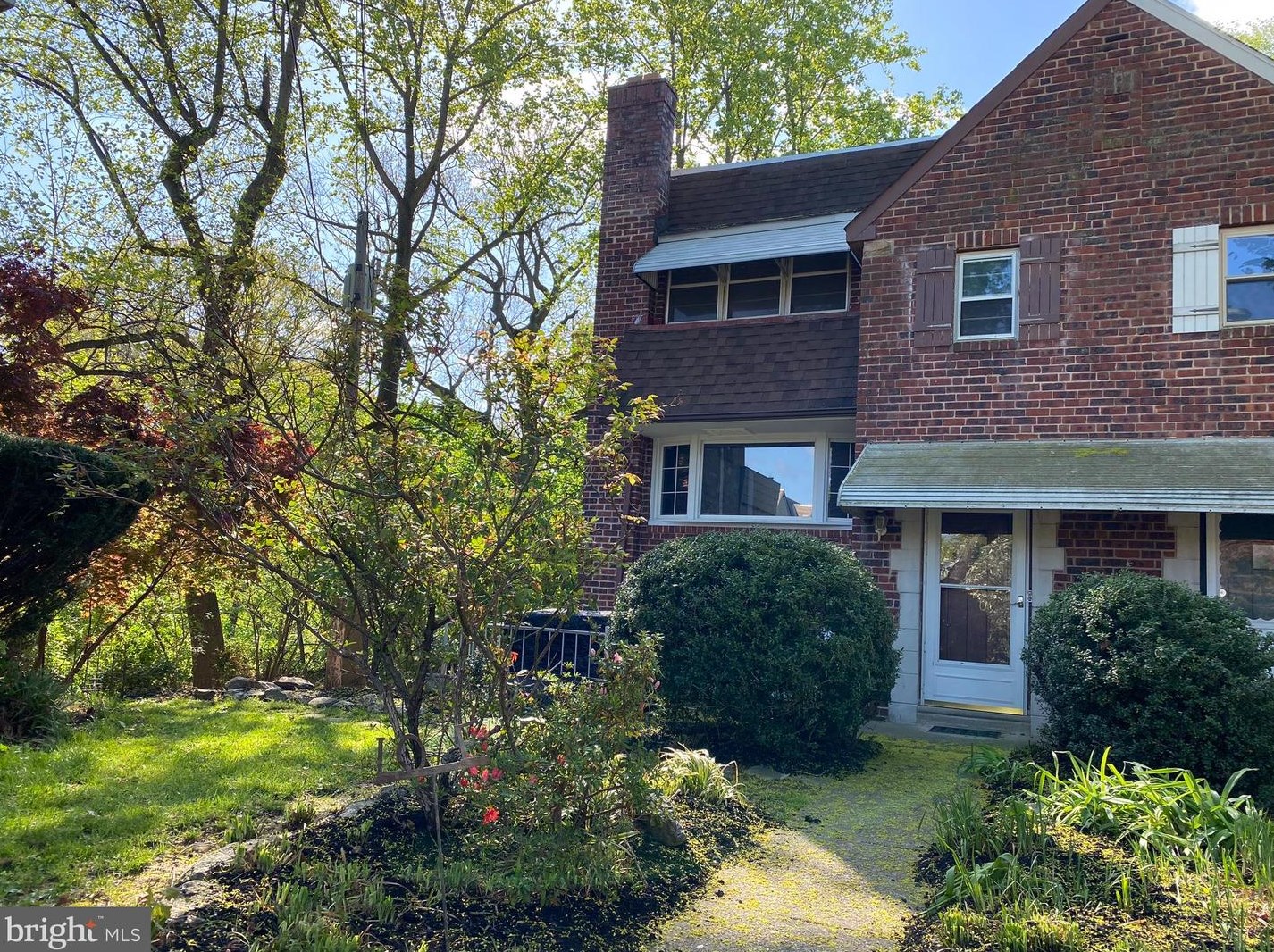 5420 Hermit Ter, Philadelphia PA  19128-0028 exterior
