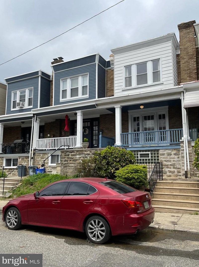 317 Fern St, Philadelphia, PA 19120-1811