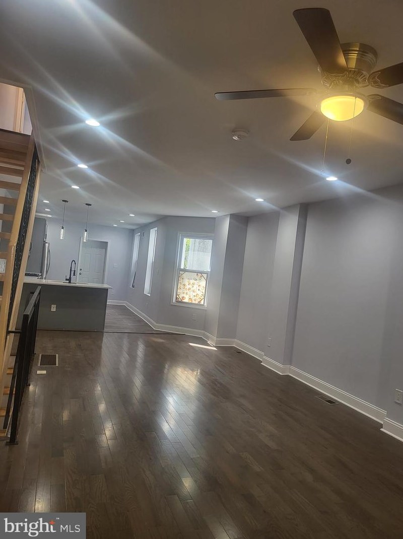 5224 Kingsessing Ave, Philadelphia PA  19143-4330 exterior