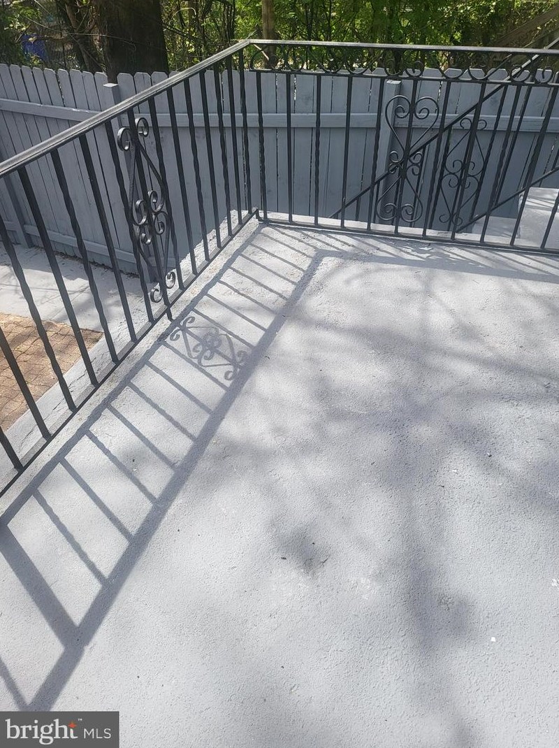 5224 Kingsessing Ave, Philadelphia PA  19143-4330 exterior