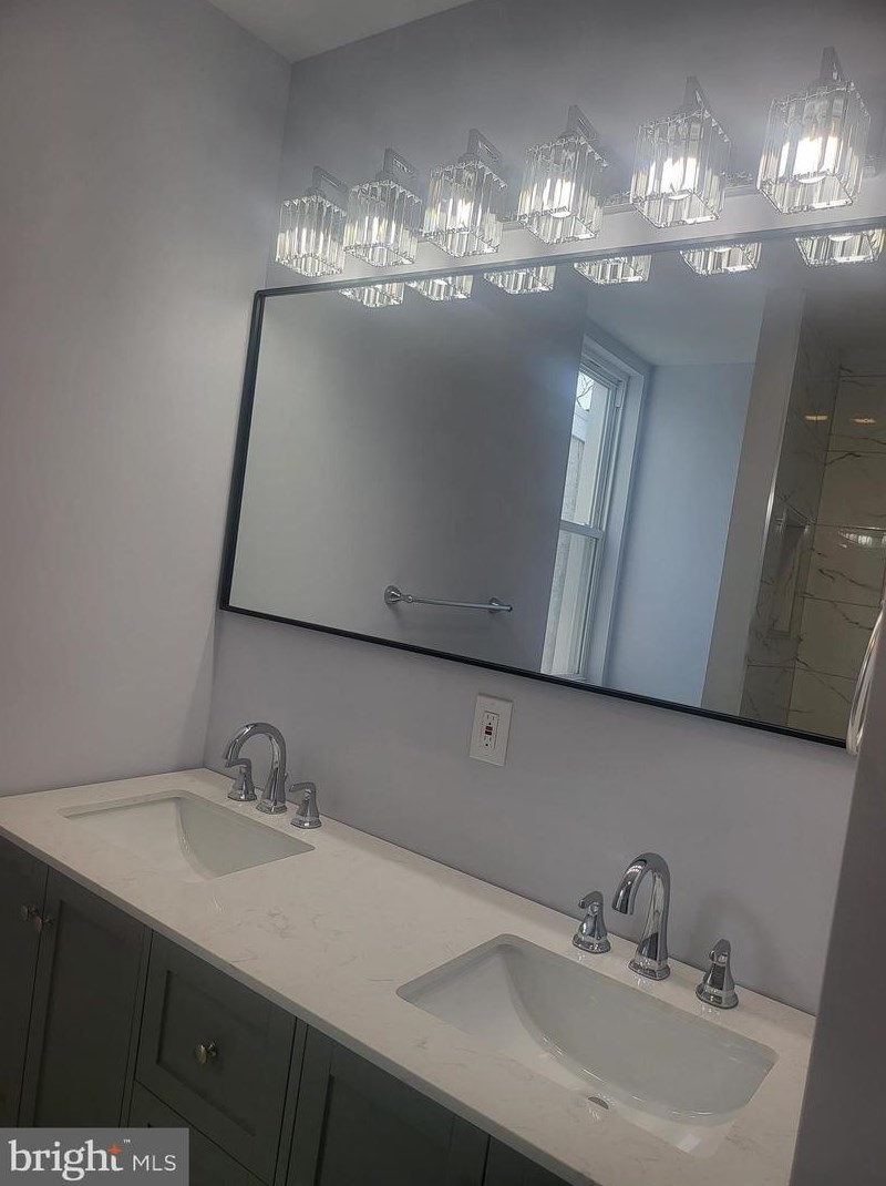 5224 Kingsessing Ave, Philadelphia PA  19143-4330 exterior