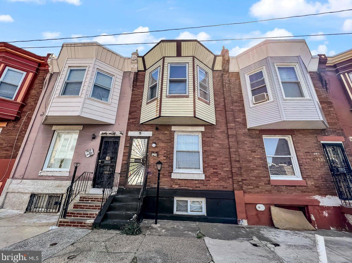 3223 Bambrey St, Philadelphia PA  19129-1812 exterior