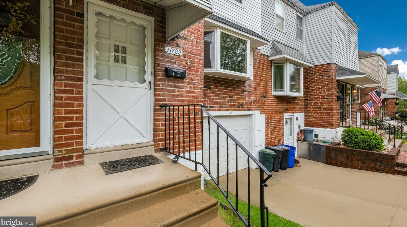 11722 Telfair Rd, Philadelphia PA  19154-4318 exterior