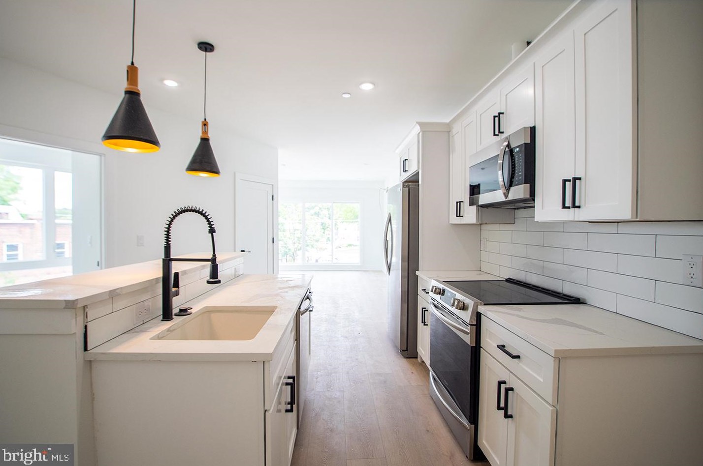 25 W Hortter St #unit 400, Philadelphia, PA 19119