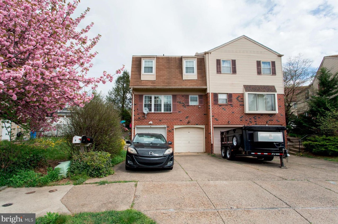 9367 Jamison Ave, Philadelphia PA  19115-4278 exterior