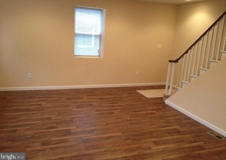 1883 Conlyn St, Philadelphia, PA 19141