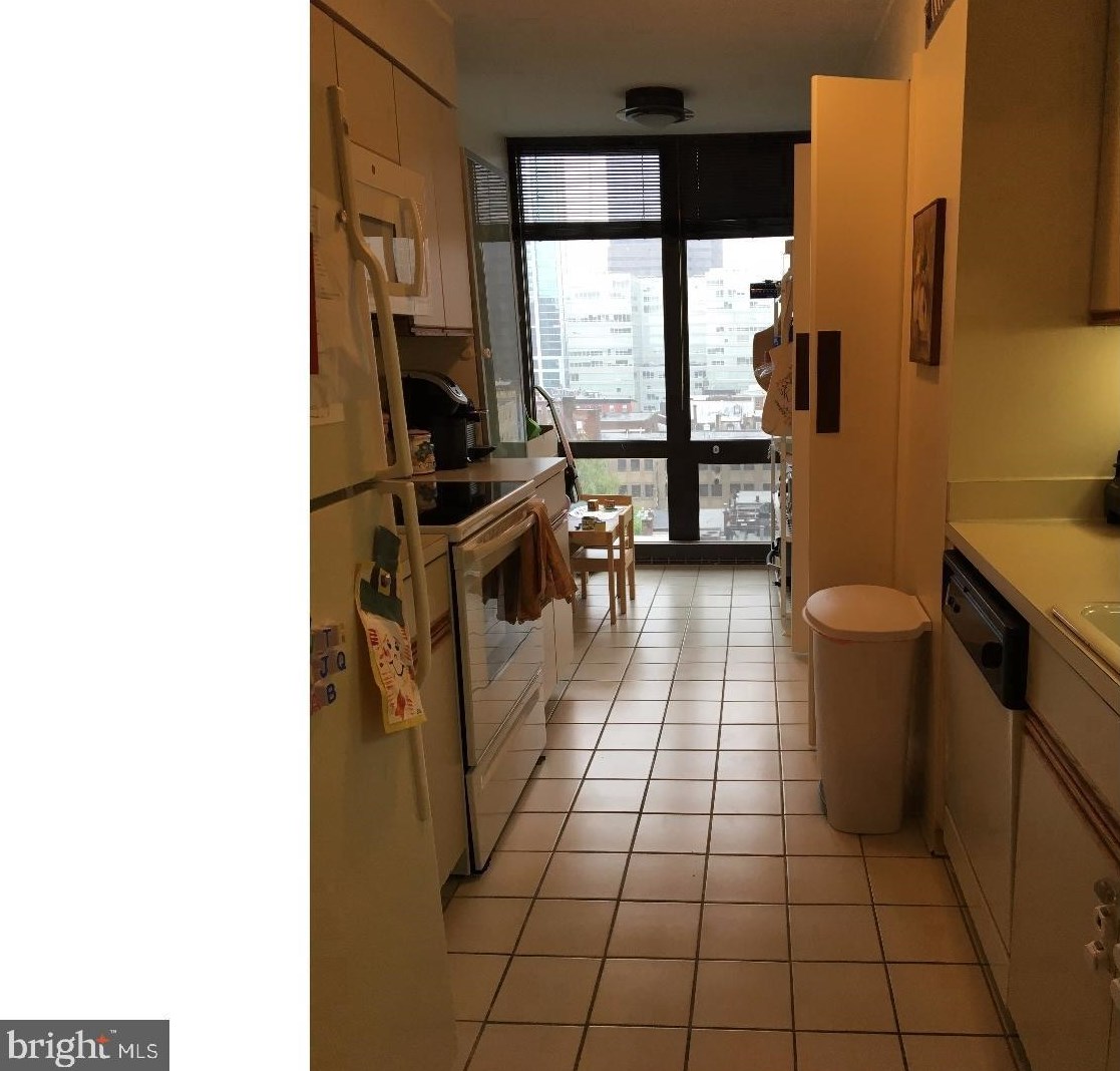 2018 Walnut St #10b, Philadelphia, PA 19103