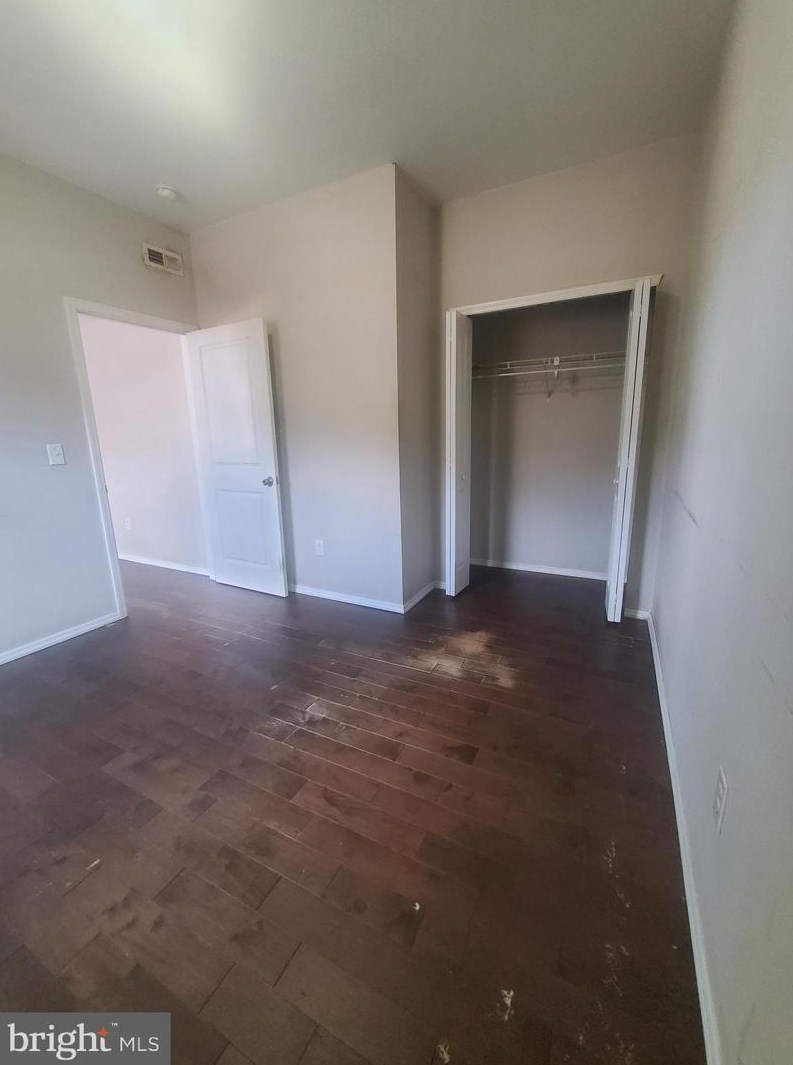 5052 Walnut St #403, Philadelphia, PA 19139