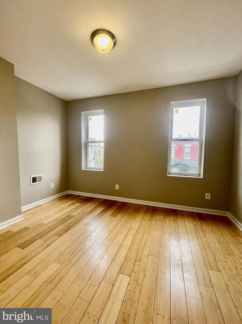 5213 Kershaw St, Philadelphia PA  19131-4319 exterior
