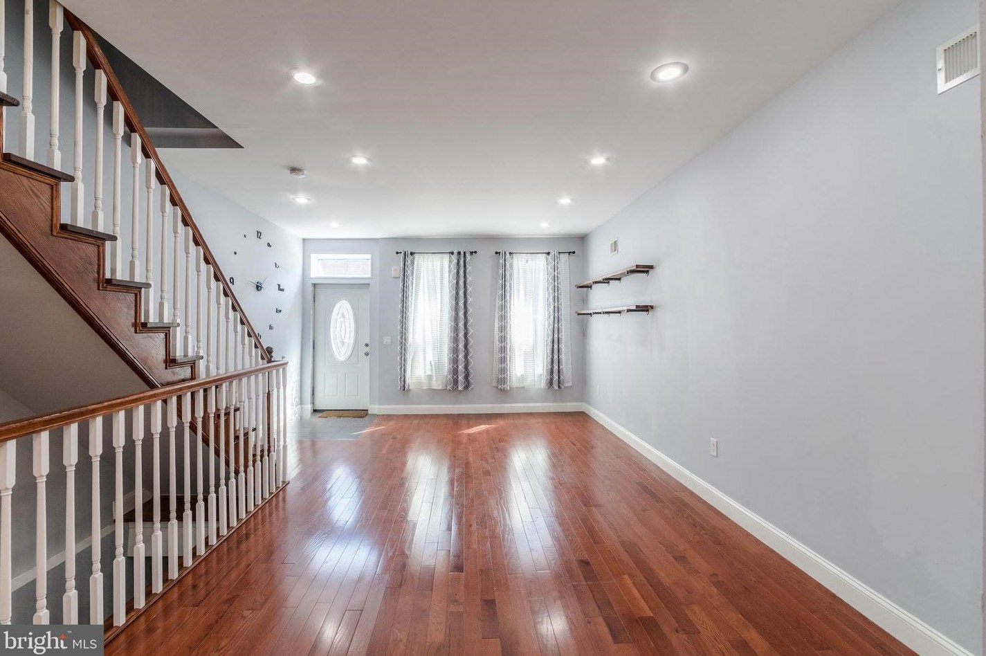 2027 Morris St, Philadelphia, PA 19145