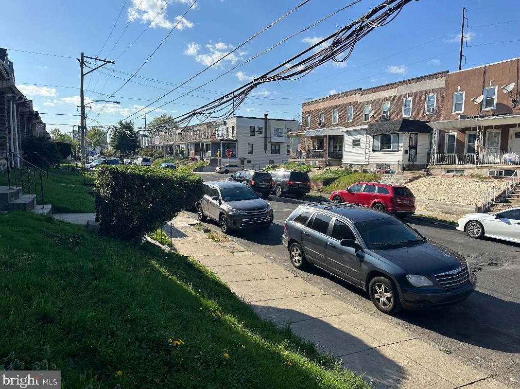 728 W Fisher Ave, Philadelphia, PA 19120