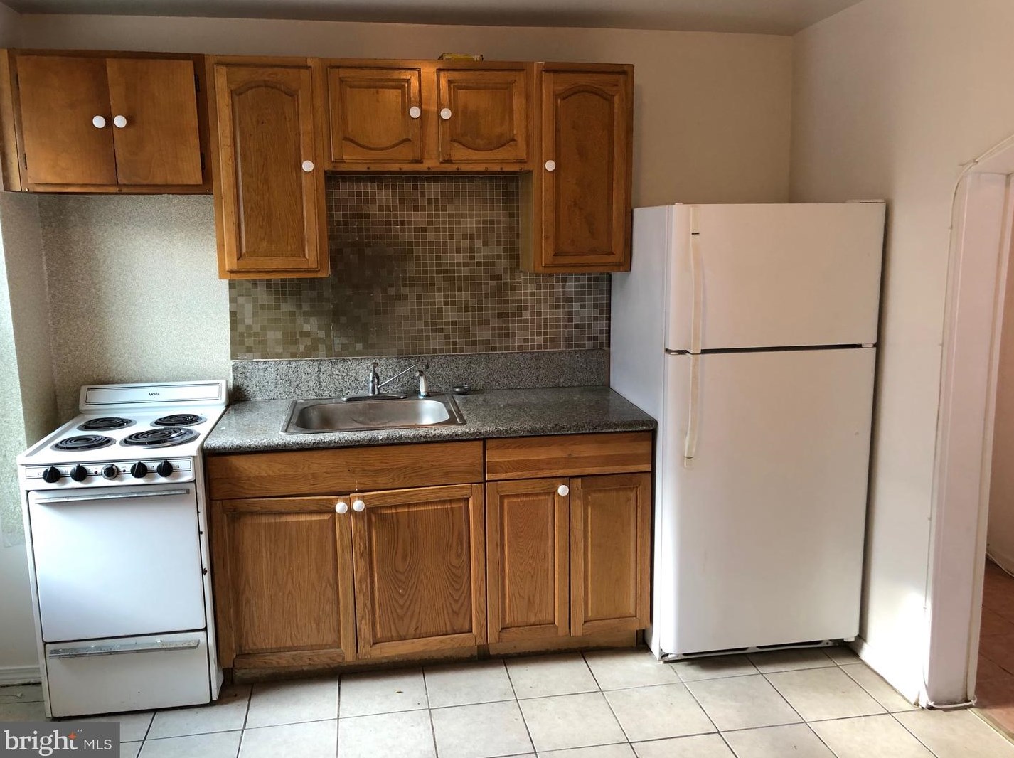 648 Wensley St, Philadelphia PA  19134-1828 exterior