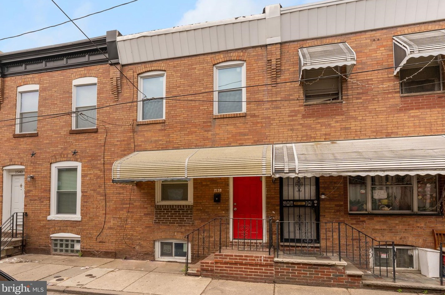 1538 S Taney St, Philadelphia, PA 19146