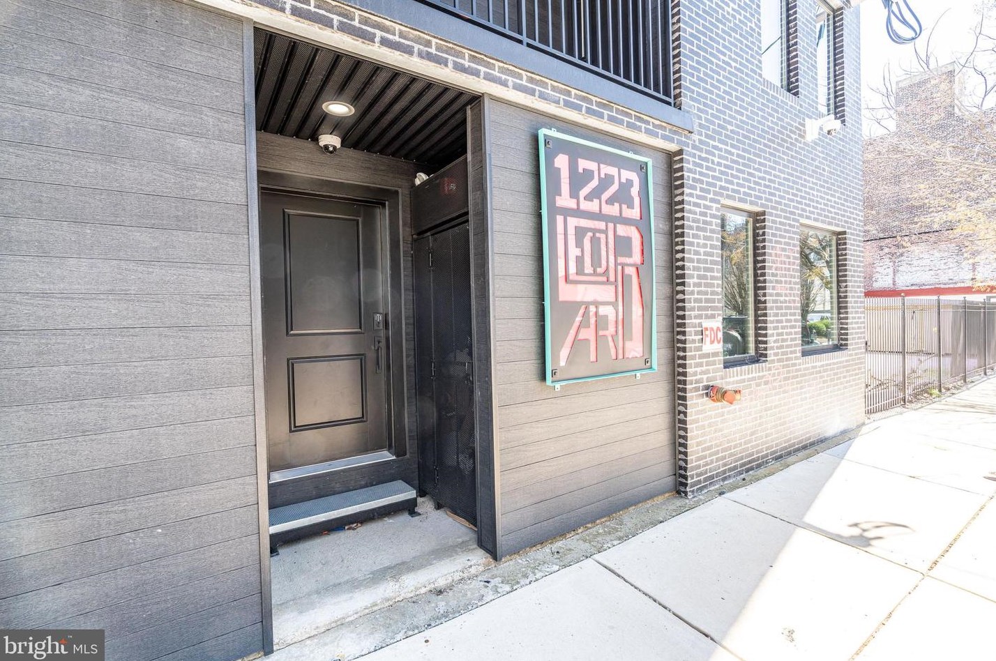 1223 Leopard St #6, Philadelphia, PA 19125