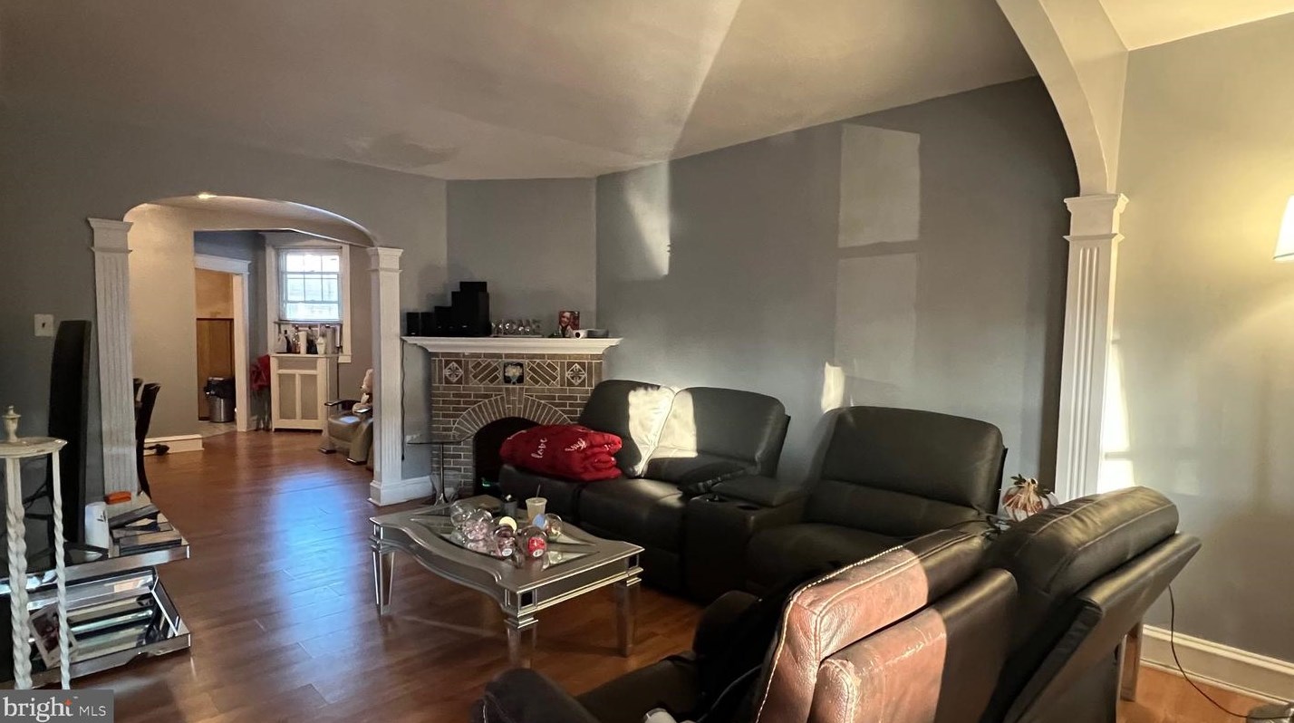 4109 Barnett St, Philadelphia, PA 19135-3011