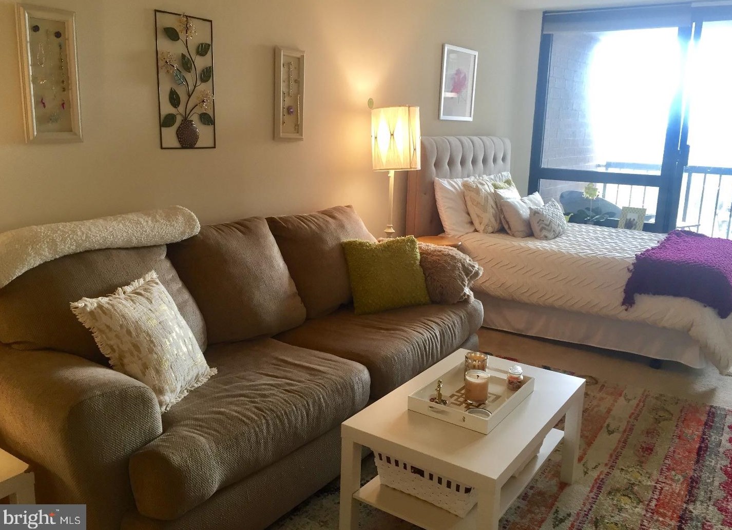 233 S 6th St Apt 912, Philadelphia, PA 19106