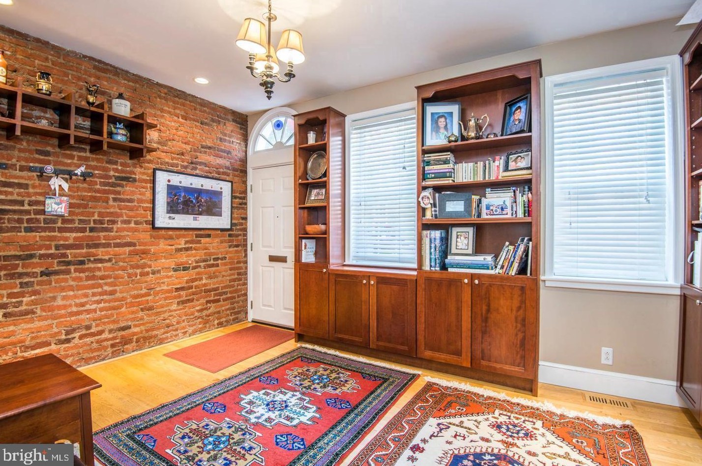 1112 Rodman St, Philadelphia, PA 19147