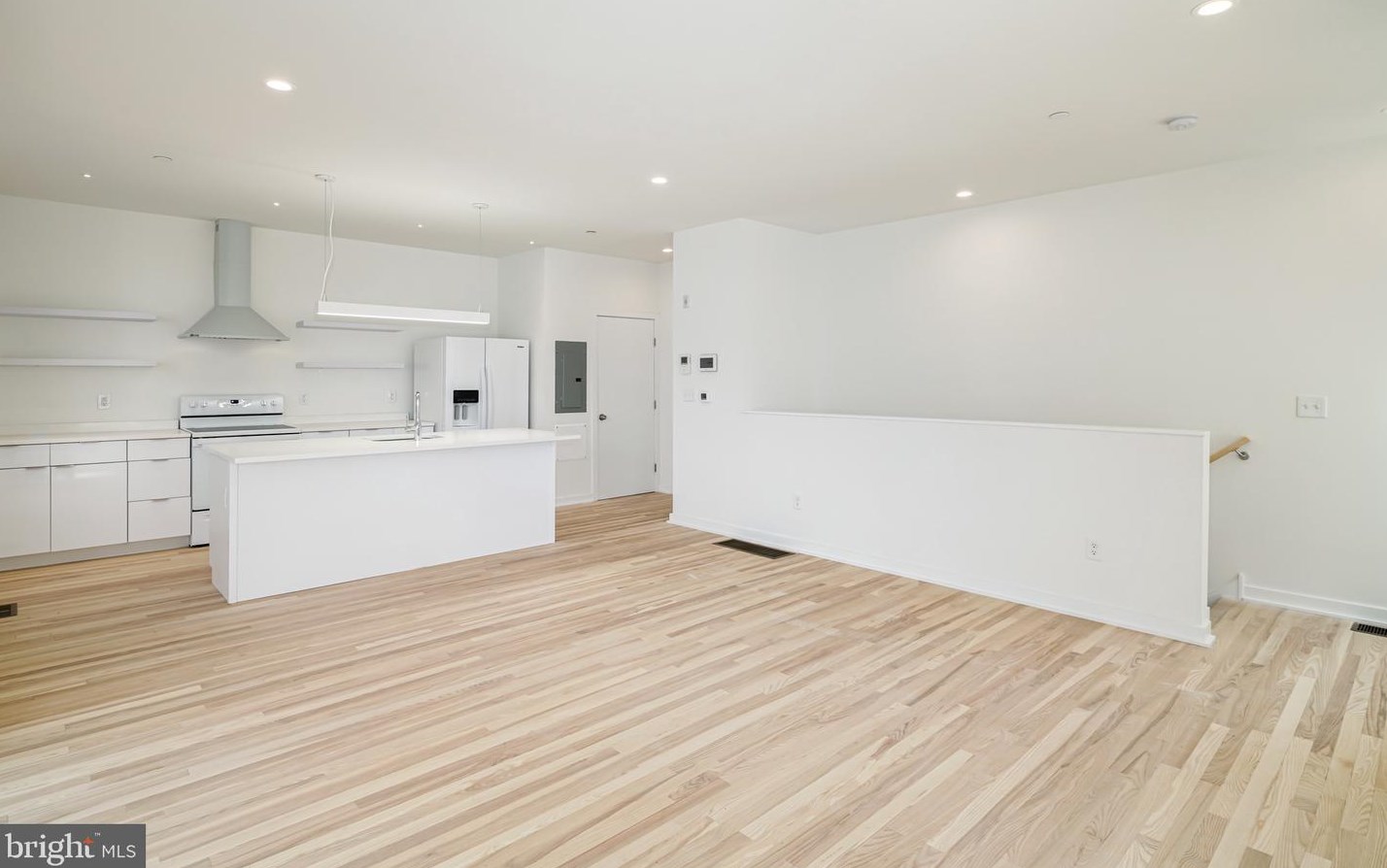 1842 E Harold St #2, Philadelphia, PA 19125