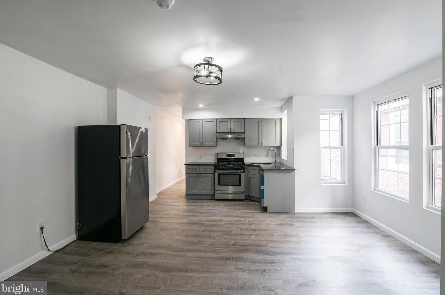 1726 Pine St Apt 3r, Philadelphia, PA