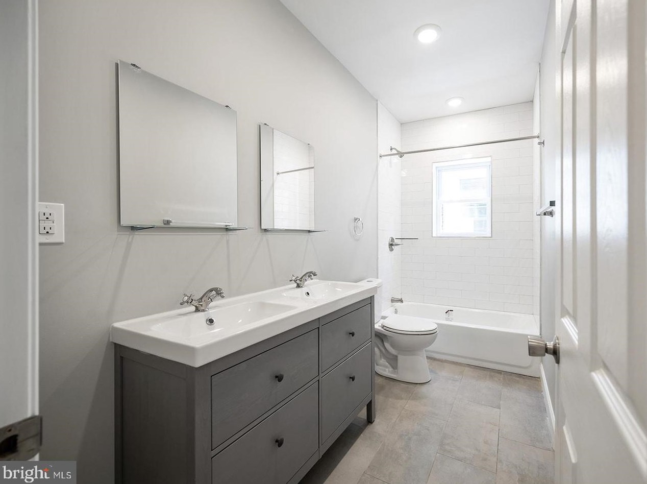 13 54th St, Philadelphia PA  19139-3309 exterior