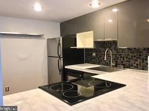 2001 Hamilton St #426, Philadelphia, PA 19130