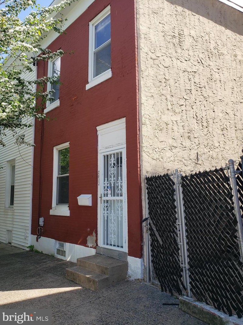 2023 Sepviva St, Philadelphia, PA 19125