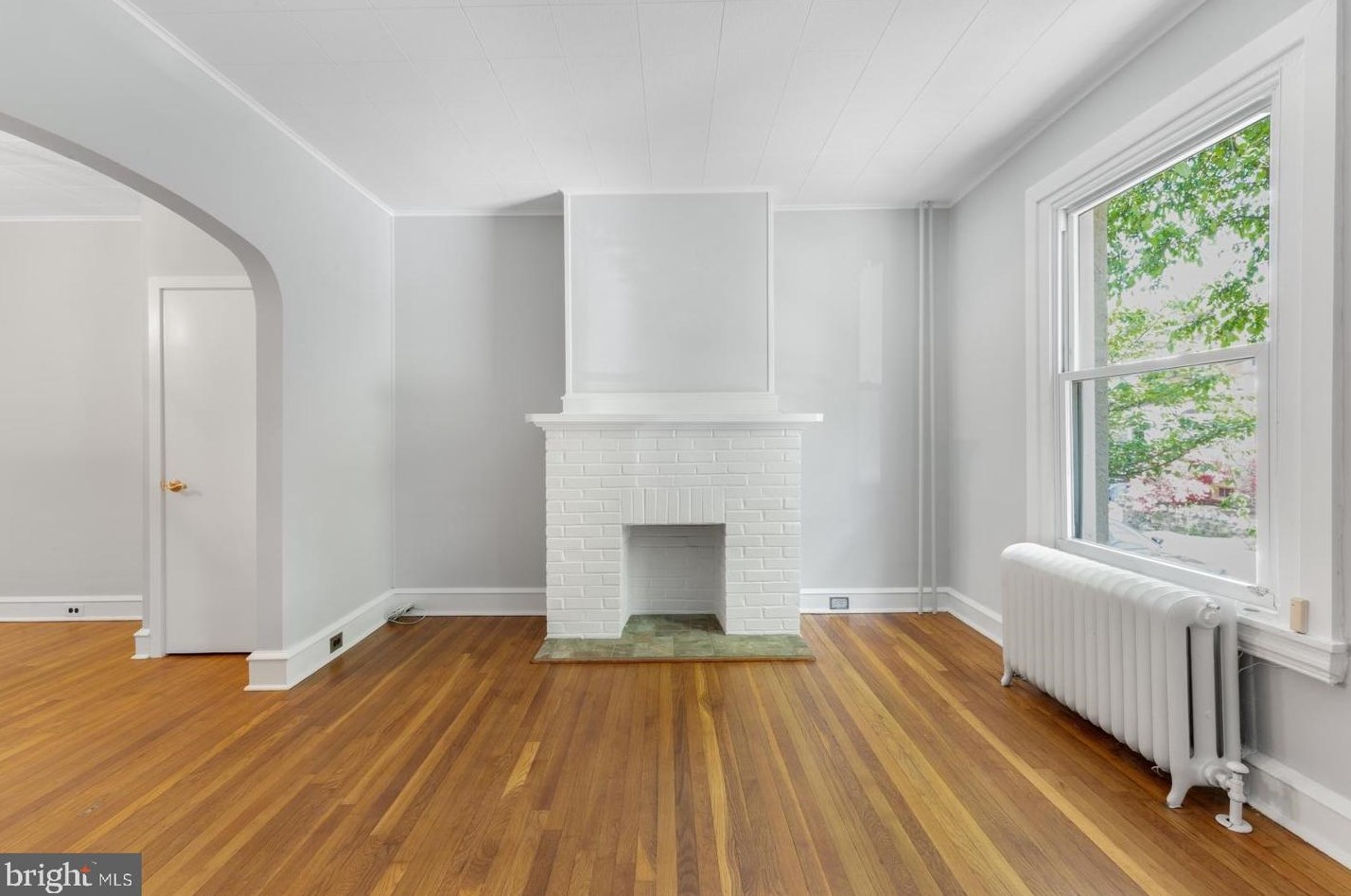 4782 Silverwood St, Philadelphia, PA 19128
