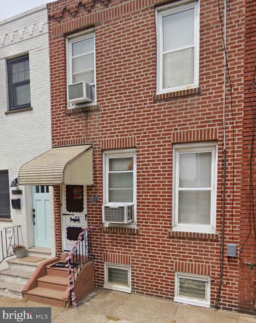 3120 Salmon St, Philadelphia, PA 19134-5813