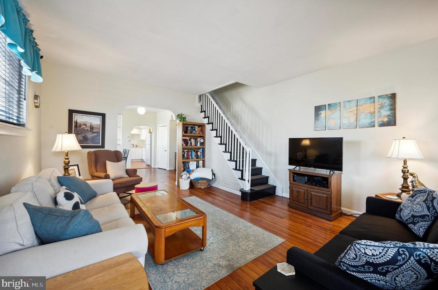 306 Kingsley St, Philadelphia, PA 19128-5101