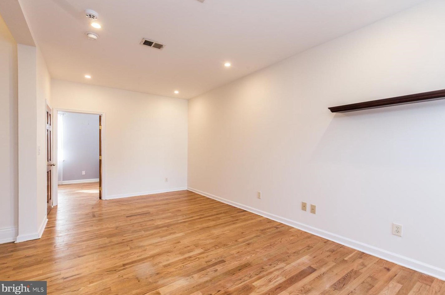 4435 Sansom St #2, Philadelphia, PA 19104