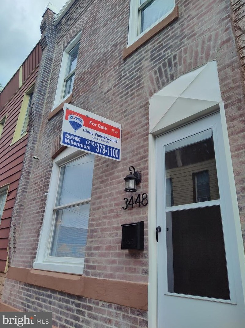 3448 Joyce St, Philadelphia, PA 19134-2622