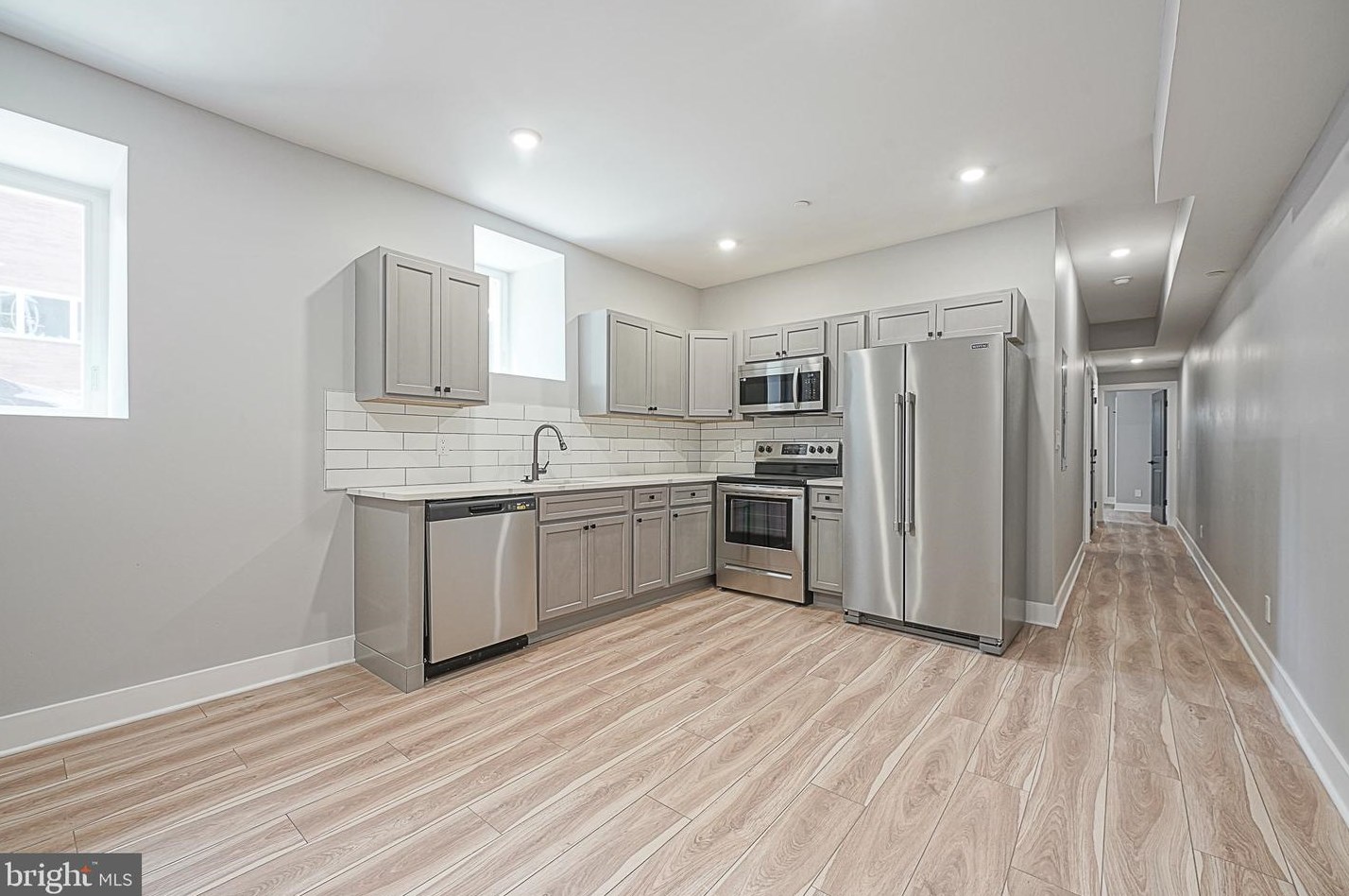 323 S 51st St #1, Philadelphia, PA 19143